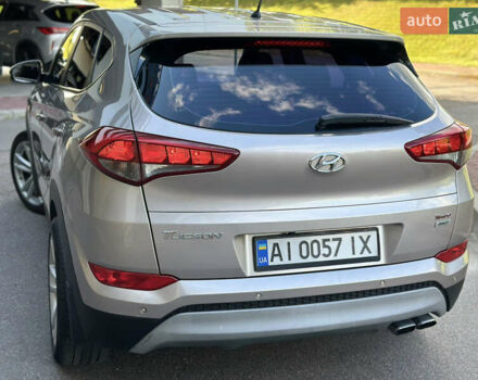 Бежевый Хендай Туксон, объемом двигателя 1.6 л и пробегом 170 тыс. км за 16500 $, фото 10 на Automoto.ua