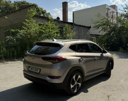 Бежевый Хендай Туксон, объемом двигателя 2 л и пробегом 89 тыс. км за 17999 $, фото 1 на Automoto.ua