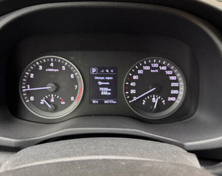 Бежевый Хендай Туксон, объемом двигателя 2 л и пробегом 95 тыс. км за 18000 $, фото 15 на Automoto.ua