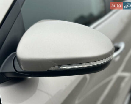 Бежевый Хендай Туксон, объемом двигателя 2 л и пробегом 101 тыс. км за 20700 $, фото 26 на Automoto.ua