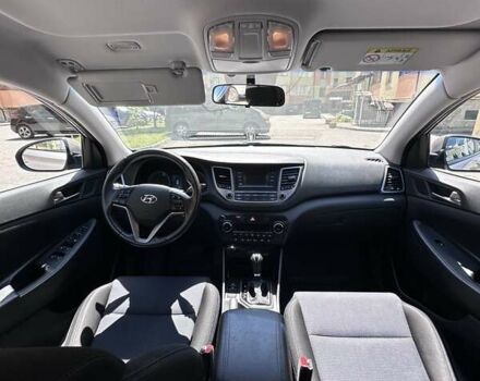 Бежевый Хендай Туксон, объемом двигателя 2 л и пробегом 95 тыс. км за 18000 $, фото 14 на Automoto.ua