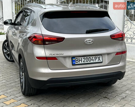 Бежевый Хендай Туксон, объемом двигателя 2 л и пробегом 125 тыс. км за 19999 $, фото 10 на Automoto.ua