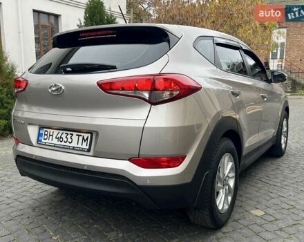 Бежевий Хендай Туксон, об'ємом двигуна 2 л та пробігом 50 тис. км за 21500 $, фото 5 на Automoto.ua