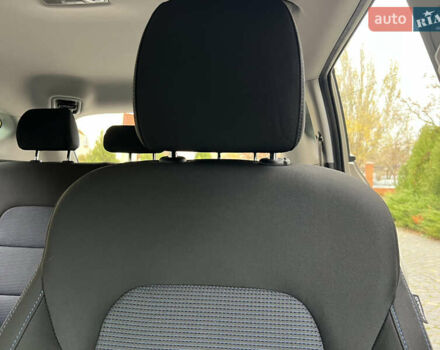 Бежевый Хендай Туксон, объемом двигателя 2 л и пробегом 50 тыс. км за 19500 $, фото 24 на Automoto.ua