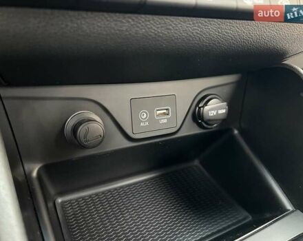 Бежевий Хендай Туксон, об'ємом двигуна 2 л та пробігом 50 тис. км за 19700 $, фото 21 на Automoto.ua