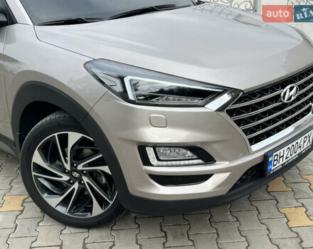 Бежевый Хендай Туксон, объемом двигателя 2 л и пробегом 125 тыс. км за 19999 $, фото 4 на Automoto.ua