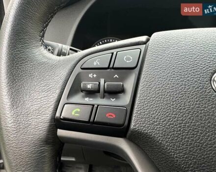 Бежевий Хендай Туксон, об'ємом двигуна 2 л та пробігом 50 тис. км за 21500 $, фото 13 на Automoto.ua