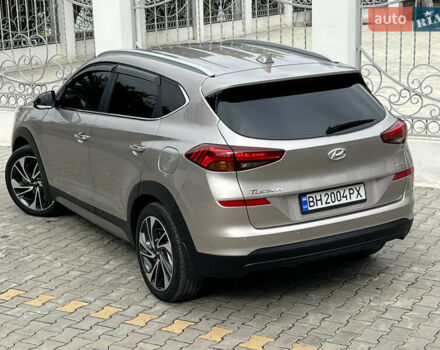 Бежевий Хендай Туксон, об'ємом двигуна 2 л та пробігом 125 тис. км за 19999 $, фото 32 на Automoto.ua