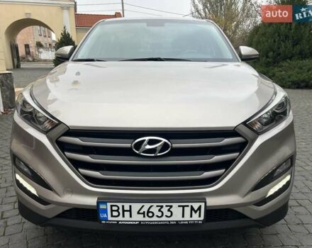 Бежевый Хендай Туксон, объемом двигателя 2 л и пробегом 50 тыс. км за 20500 $, фото 1 на Automoto.ua