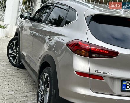 Бежевий Хендай Туксон, об'ємом двигуна 2 л та пробігом 125 тис. км за 19999 $, фото 6 на Automoto.ua