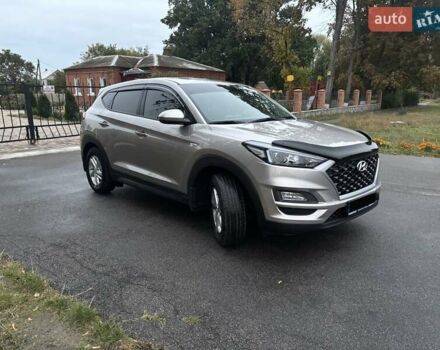 Бежевый Хендай Туксон, объемом двигателя 2 л и пробегом 36 тыс. км за 19400 $, фото 7 на Automoto.ua