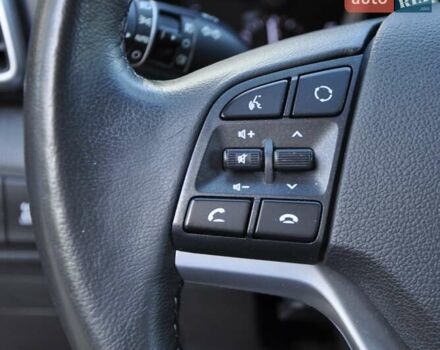 Бежевый Хендай Туксон, объемом двигателя 2 л и пробегом 58 тыс. км за 25000 $, фото 32 на Automoto.ua