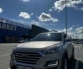 Бежевый Хендай Туксон, объемом двигателя 2 л и пробегом 75 тыс. км за 22800 $, фото 1 на Automoto.ua