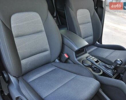 Бежевый Хендай Туксон, объемом двигателя 2 л и пробегом 58 тыс. км за 25000 $, фото 22 на Automoto.ua