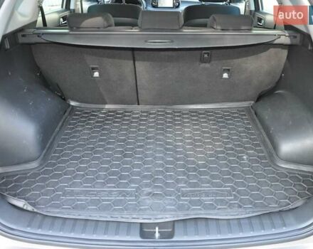 Бежевый Хендай Туксон, объемом двигателя 2 л и пробегом 58 тыс. км за 25000 $, фото 6 на Automoto.ua