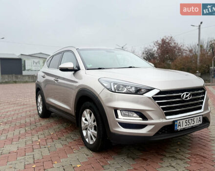 Бежевий Хендай Туксон, об'ємом двигуна 2 л та пробігом 106 тис. км за 20900 $, фото 1 на Automoto.ua