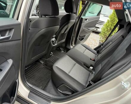 Бежевый Хендай Туксон, объемом двигателя 2 л и пробегом 92 тыс. км за 20900 $, фото 36 на Automoto.ua