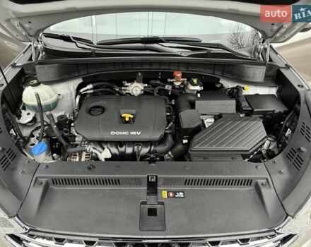 Бежевый Хендай Туксон, объемом двигателя 2 л и пробегом 92 тыс. км за 20900 $, фото 63 на Automoto.ua