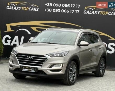 Бежевый Хендай Туксон, объемом двигателя 2 л и пробегом 92 тыс. км за 20900 $, фото 2 на Automoto.ua