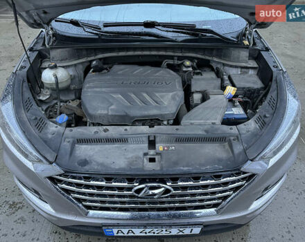 Бежевий Хендай Туксон, об'ємом двигуна 2 л та пробігом 151 тис. км за 19500 $, фото 9 на Automoto.ua