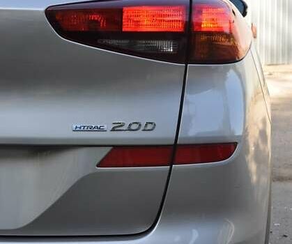 Бежевый Хендай Туксон, объемом двигателя 2 л и пробегом 58 тыс. км за 25000 $, фото 9 на Automoto.ua