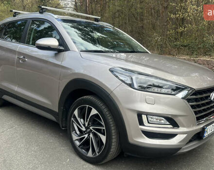 Бежевый Хендай Туксон, объемом двигателя 2 л и пробегом 98 тыс. км за 26700 $, фото 5 на Automoto.ua