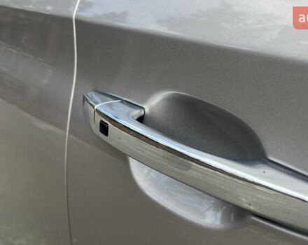 Бежевый Хендай Туксон, объемом двигателя 2 л и пробегом 98 тыс. км за 26700 $, фото 17 на Automoto.ua