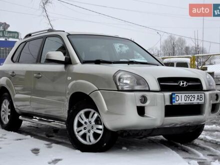 Бежевый Хендай Туксон, объемом двигателя 1.98 л и пробегом 257 тыс. км за 6500 $, фото 1 на Automoto.ua