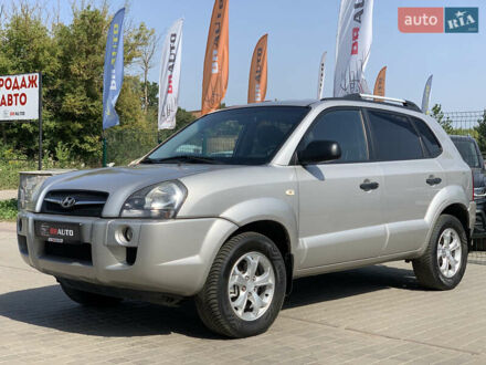 Хендай Туксон 2008 у Бердичеве на Automoto.ua Бежевий Хендай Туксон, об'ємом двигуна 2 л та пробігом 196 тис. км за 7955 $, фото 1 на Automoto.ua