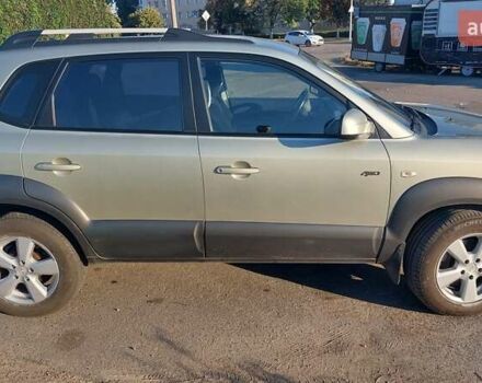 Бежевий Хендай Туксон, об'ємом двигуна 2 л та пробігом 186 тис. км за 8300 $, фото 1 на Automoto.ua