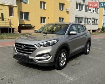Бежевий Хендай Туксон, об'ємом двигуна 2 л та пробігом 68 тис. км за 16700 $, фото 1 на Automoto.ua
