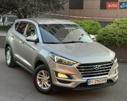Бежевий Хендай Туксон, об'ємом двигуна 2 л та пробігом 128 тис. км за 14999 $, фото 1 на Automoto.ua