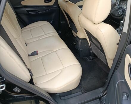 Черный Хендай Туксон, объемом двигателя 2 л и пробегом 320 тыс. км за 7000 $, фото 5 на Automoto.ua