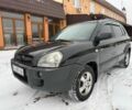 Чорний Хендай Туксон, об'ємом двигуна 2 л та пробігом 230 тис. км за 7600 $, фото 1 на Automoto.ua