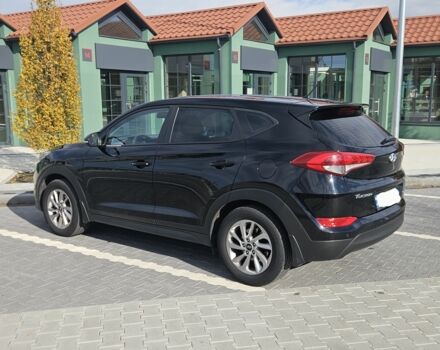 Чорний Хендай Туксон, об'ємом двигуна 2 л та пробігом 187 тис. км за 17000 $, фото 10 на Automoto.ua