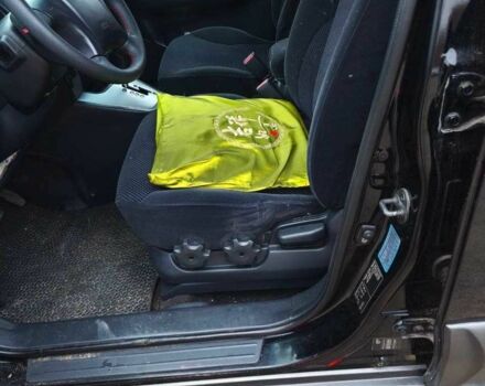 Черный Хендай Туксон, объемом двигателя 2 л и пробегом 180 тыс. км за 8300 $, фото 9 на Automoto.ua