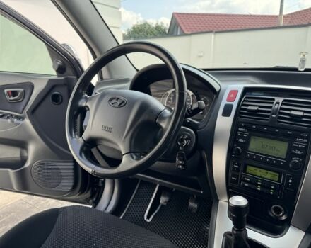 Чорний Хендай Туксон, об'ємом двигуна 2 л та пробігом 67 тис. км за 9950 $, фото 18 на Automoto.ua