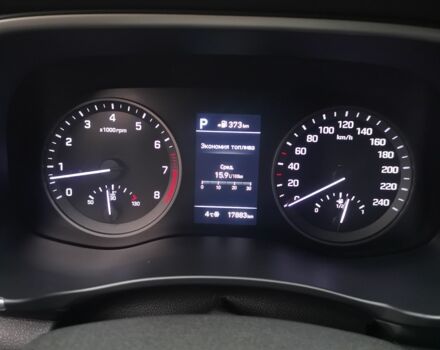 Чорний Хендай Туксон, об'ємом двигуна 2 л та пробігом 17 тис. км за 26000 $, фото 7 на Automoto.ua