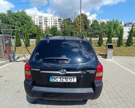 Чорний Хендай Туксон, об'ємом двигуна 2 л та пробігом 235 тис. км за 5500 $, фото 1 на Automoto.ua