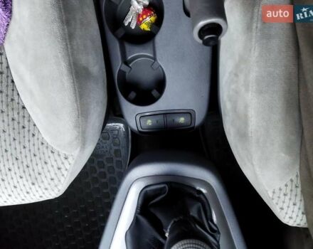 Черный Хендай Туксон, объемом двигателя 1.99 л и пробегом 204 тыс. км за 6100 $, фото 47 на Automoto.ua