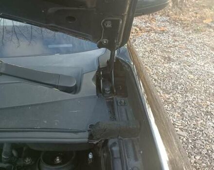 Черный Хендай Туксон, объемом двигателя 2 л и пробегом 236 тыс. км за 6000 $, фото 23 на Automoto.ua