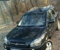 Черный Хендай Туксон, объемом двигателя 2 л и пробегом 236 тыс. км за 6000 $, фото 7 на Automoto.ua