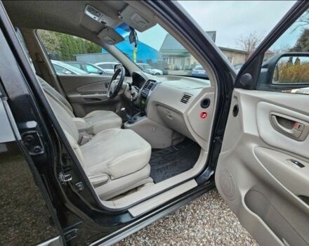 Черный Хендай Туксон, объемом двигателя 0 л и пробегом 235 тыс. км за 3200 $, фото 7 на Automoto.ua