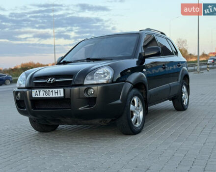 Хендай Туксон 2004 у Тернополі на Automoto.ua Чорний Хендай Туксон, об'ємом двигуна 1.99 л та пробігом 293 тис. км за 6300 $, фото 13 на Automoto.ua