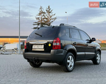 Хендай Туксон 2004 у Тернополі на Automoto.ua Чорний Хендай Туксон, об'ємом двигуна 1.99 л та пробігом 293 тис. км за 6300 $, фото 15 на Automoto.ua