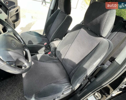 Черный Хендай Туксон, объемом двигателя 2 л и пробегом 255 тыс. км за 6900 $, фото 17 на Automoto.ua