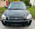 Хендай Туксон 2005 у Хороле на Automoto.ua Чорний Хендай Туксон, об'ємом двигуна 2 л та пробігом 163 тис. км за 7700 $, фото 1 на Automoto.ua