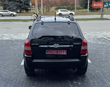 Хендай Туксон 2005 у Полтаві на Automoto.ua Чорний Хендай Туксон, об'ємом двигуна 1.98 л та пробігом 175 тис. км за 7700 $, фото 7 на Automoto.ua