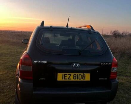 Черный Хендай Туксон, объемом двигателя 1.98 л и пробегом 135 тыс. км за 3950 $, фото 9 на Automoto.ua