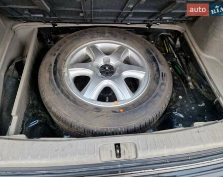 Черный Хендай Туксон, объемом двигателя 0 л и пробегом 165 тыс. км за 5800 $, фото 4 на Automoto.ua